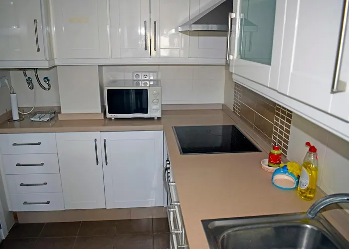 Anacasa Almadrava Azul Marino At2202 شقة دينايا